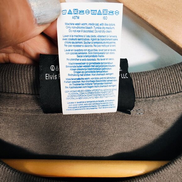 Graceland Women's XL Elvis Presley "The Home of Elvis Presley" T-Shirt NWOT - Picture 6 of 8